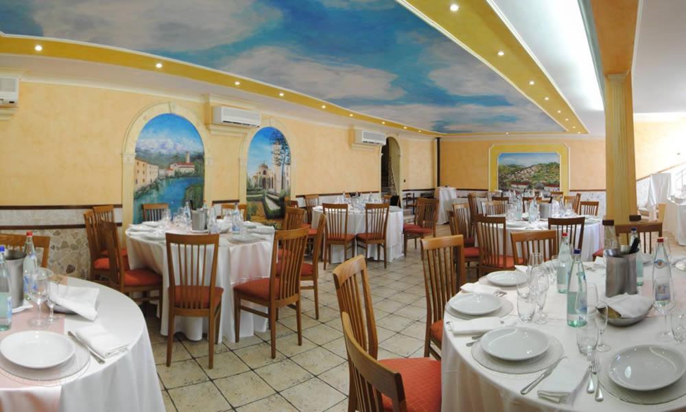 Hotel Ristorante Da Valerio Cittaducale Esterno foto